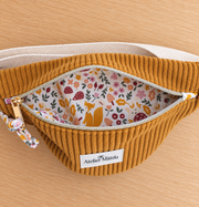 Banane enfant Automne en velours moutarde intérieur