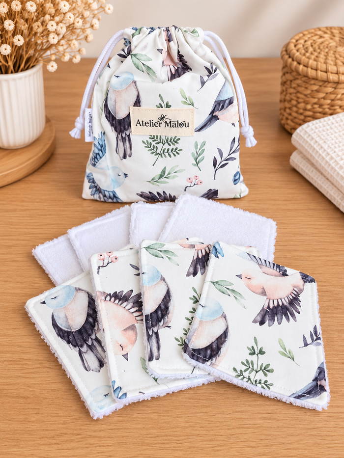 Lingettes lavables Aveline en éponge de bambou avec leur petit sac aux motifs oiseaux