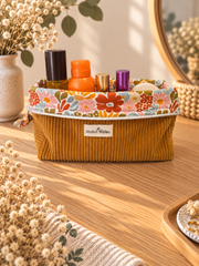 Trousse de toilette Pâquerettes en velours moutarde, intérieur fleuri