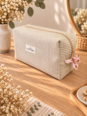 Trousse de toilette Plume en velours écru, vue extérieure