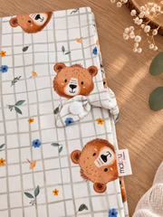 Détail du protège carnet de santé Bear