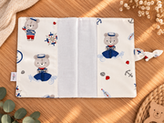 Intérieur du protège carnet de santé Marin